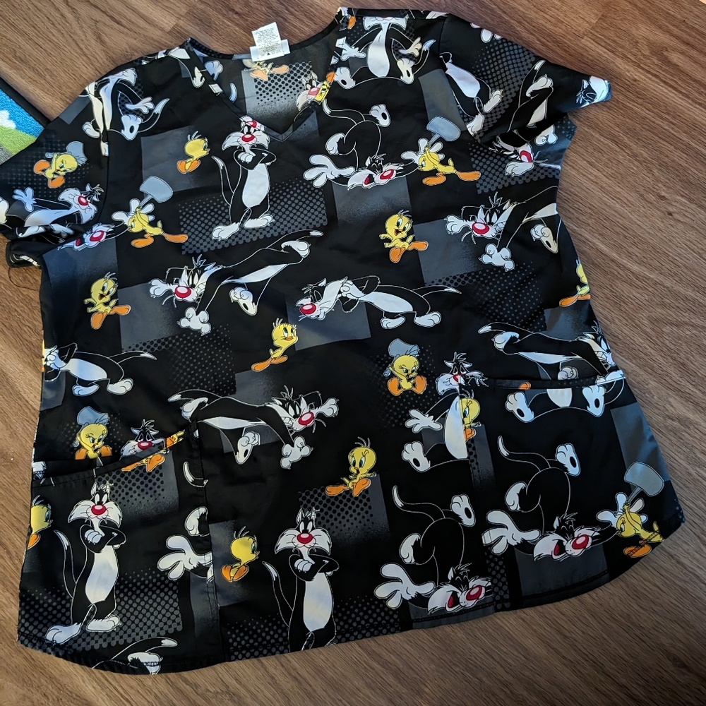 Loony Toons Print Scrub Top